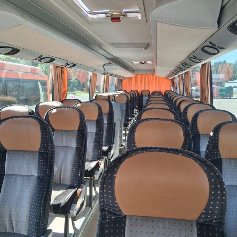 Turistinio autobuso sėdynės iš arti